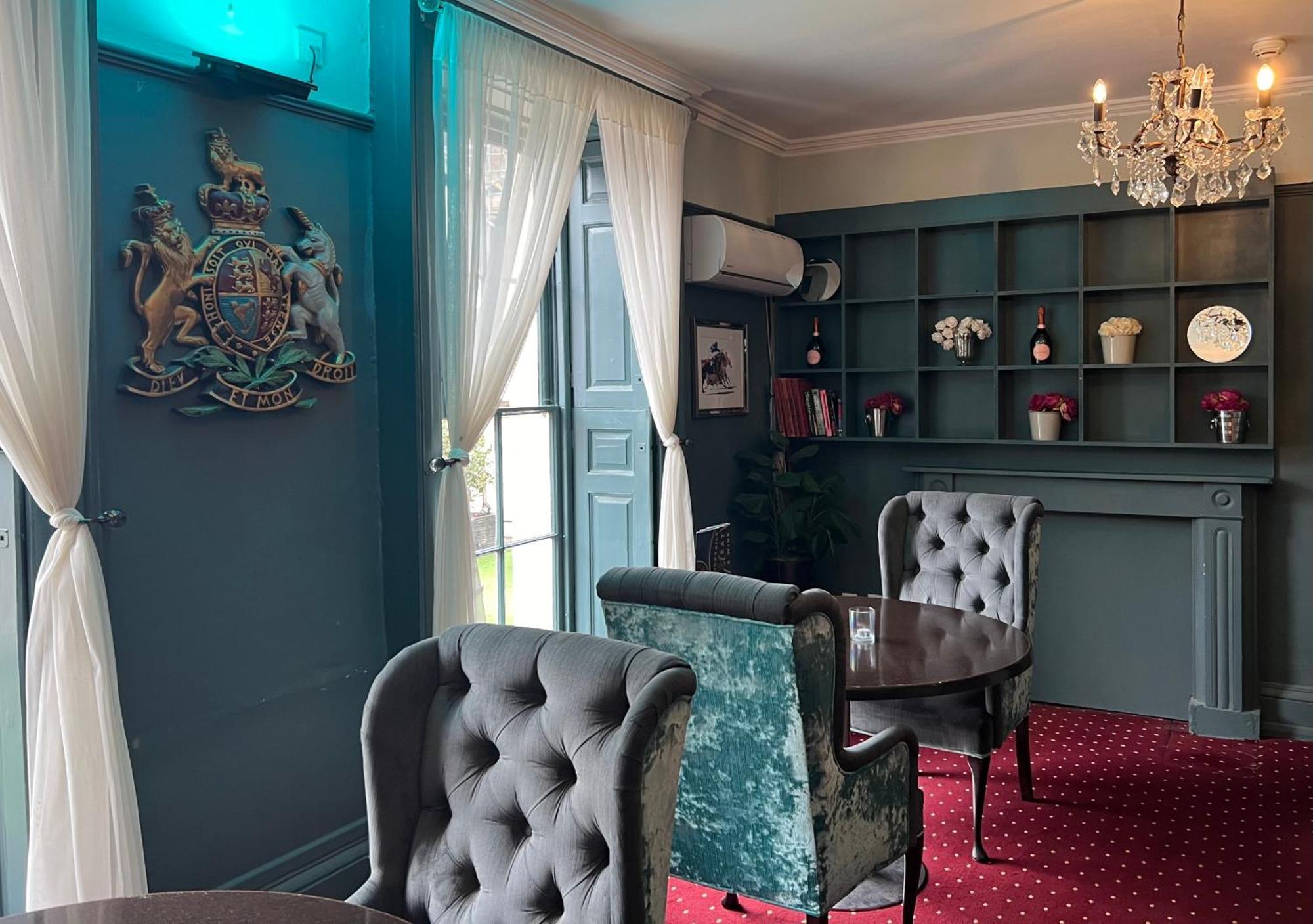 Kings Hotel Newmarket  Buitenkant foto