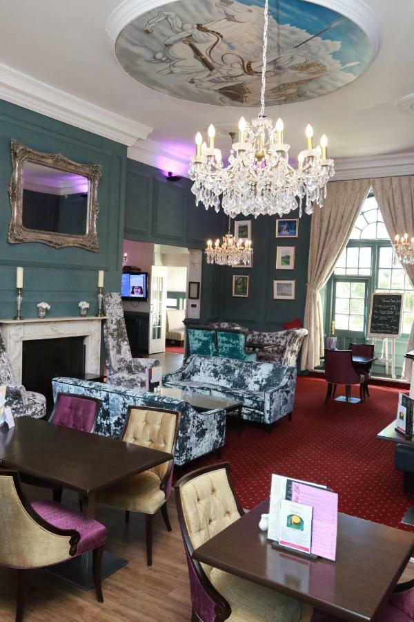 Kings Hotel Newmarket  Buitenkant foto